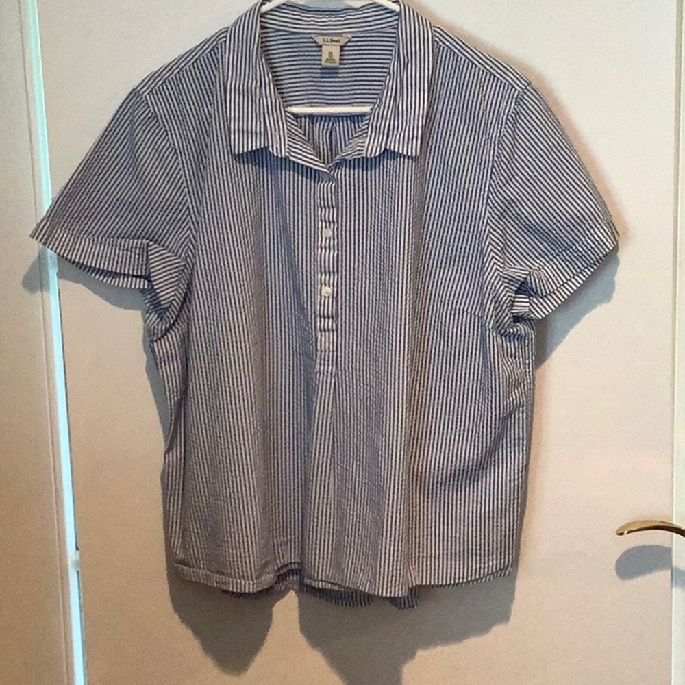 Short sleeve gingham top